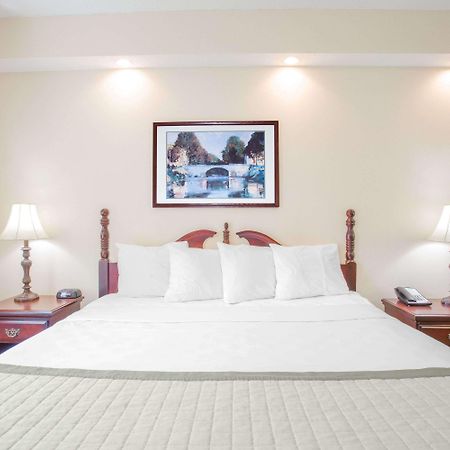 Comfort Inn Martinsville Exterior photo